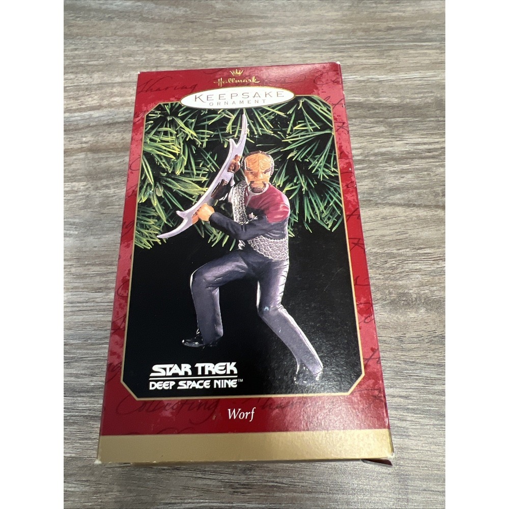 Star Trek Deep Space Nine - Worf - 1999 Hallmark Keepsake Christmas Ornament - Picture 1 of 8
